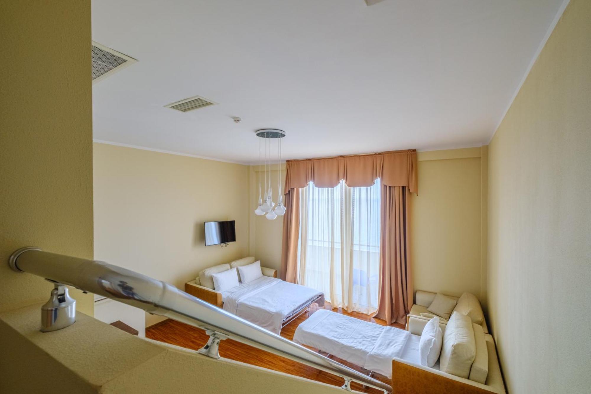 Castello Mare All Inclusive Resort บาทูมิ ภายนอก รูปภาพ